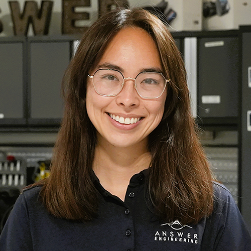 8-About-Team-Niedringhaus-Elise